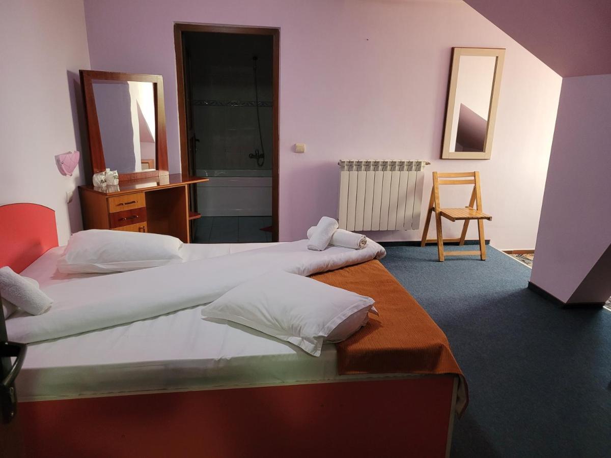 Motel Minerva Tîrgu Ocna エクステリア 写真